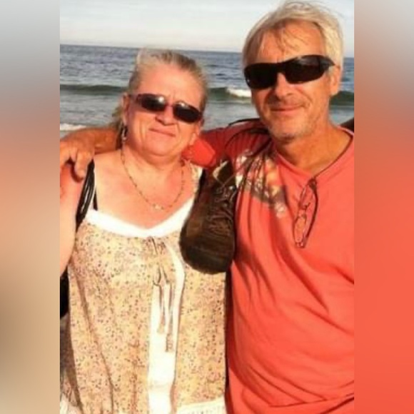 Meet your Posher, Pam - Picture 2 of 15